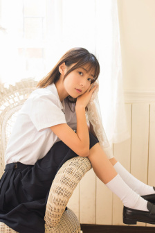 25岁的女字高中生动漫